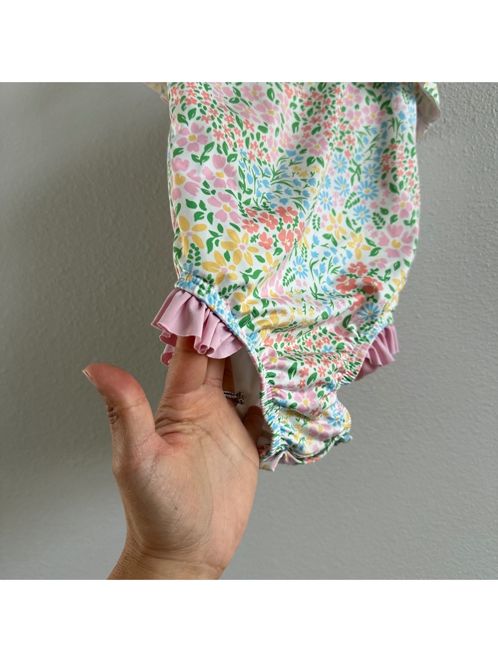 James and Lottie Ruffled One Piece Swimsuit size 3T - Picture 3 of 8